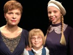 "1938 - weg von hier" Schauspielerin Bettina Buchholz und Töchter Hannah und Helene